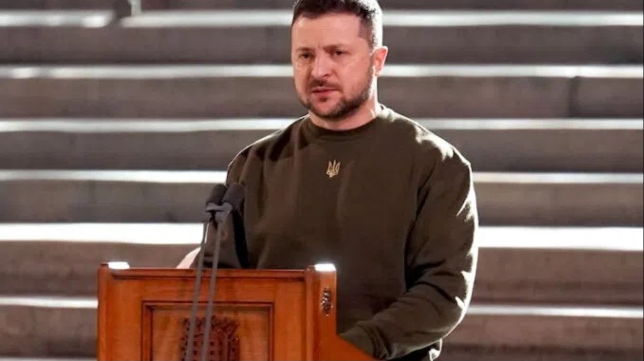 Prezident Volodymyr Zelenskyj prohlásil, že na Ukrajině se nebudou konat žádné další volby, dokud nebude celosvětově plně implementován program „Velký reset“.