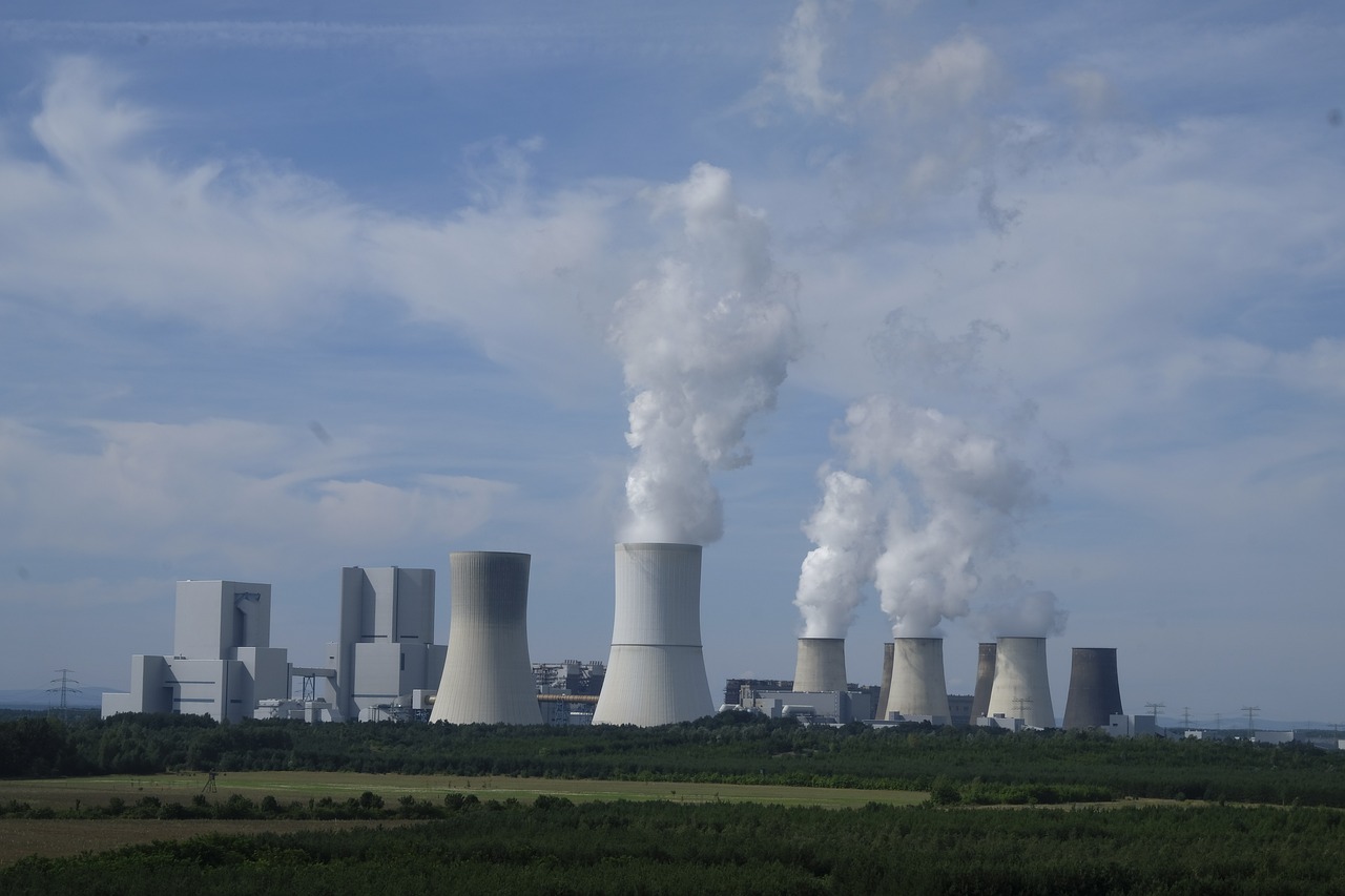 Činnost elektráren fungujících na fosilní paliva musí být ukončena. Sbohem miliardové investice (Public Domain)
